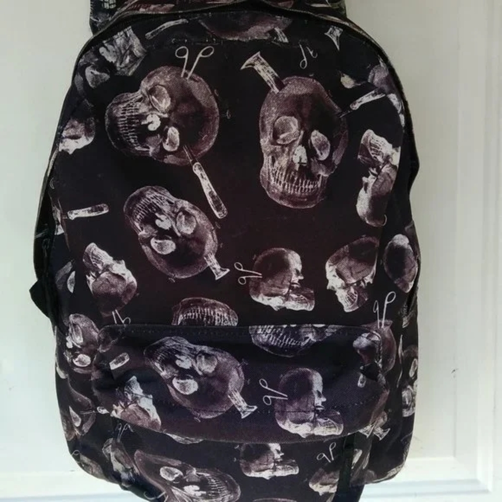 1-UV Skull Print Backpack goth halloween horror - Picture 4 of 13